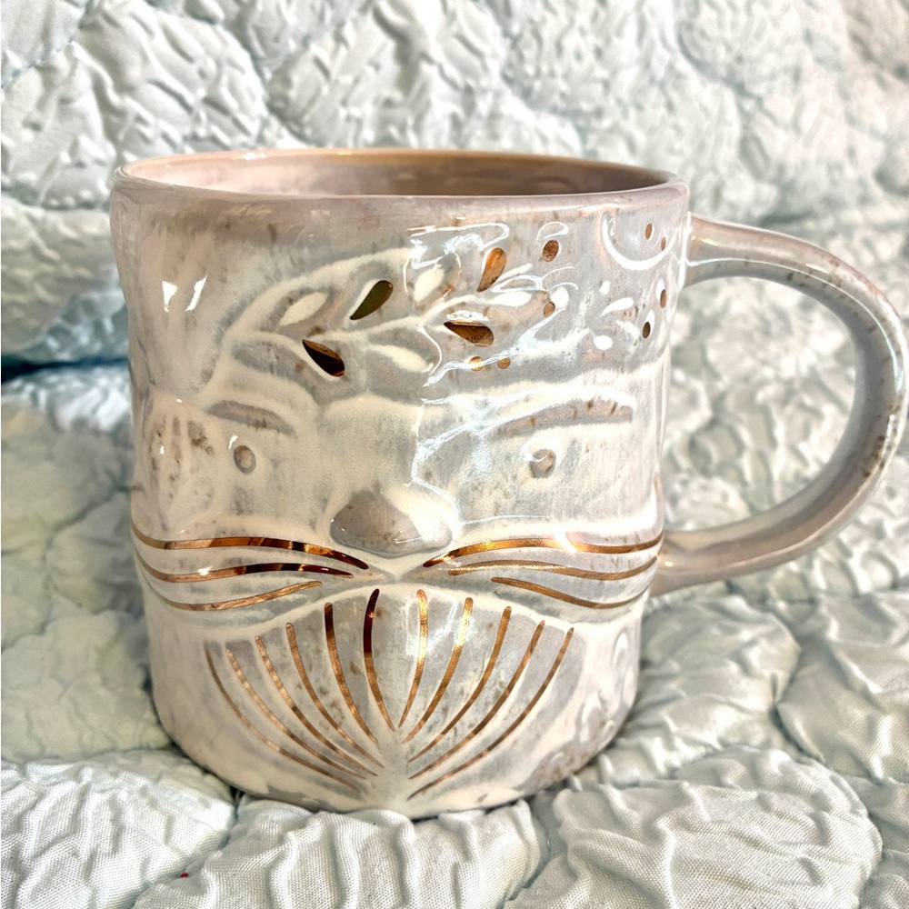 Anthropologie Yuletide 16 oz Santa Mug